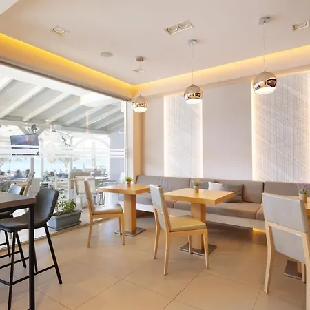 Hotell Lamon 3*