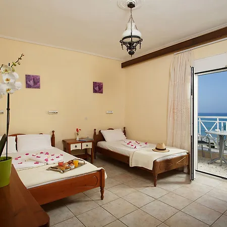 Lamon Hotell 3*