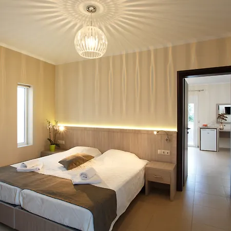 Hotell Lamon 3*